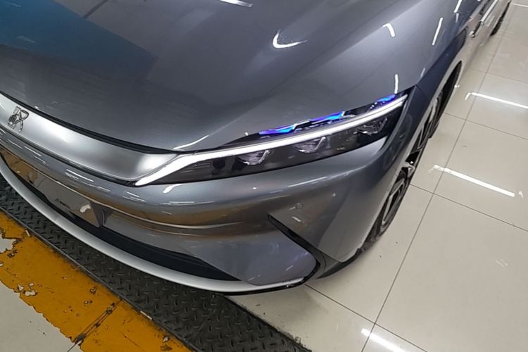 BYD Han 2020 #23 BYD Han 2020 car image #23