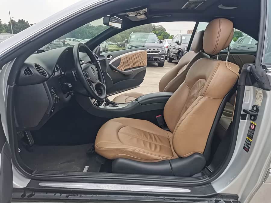 Mercedes-Benz CLK Class 2009 #10 Mercedes-Benz CLK Class 2009 car image #10