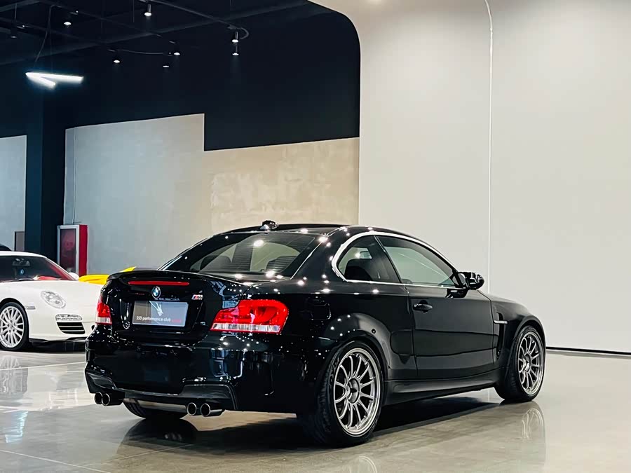 BMW 1 Series M 2012 car image #10