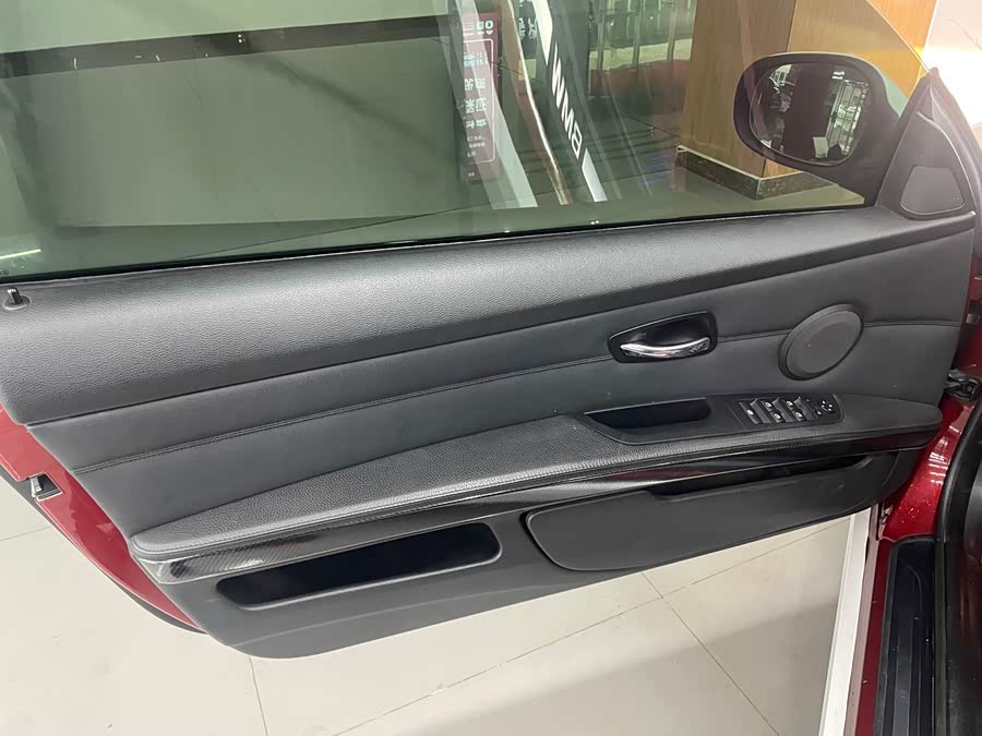 BMW 3 Series (Imported) 2010 car image #10