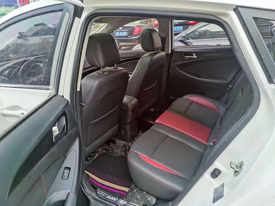 Changan Eado XT 2015 immagine di auto #10