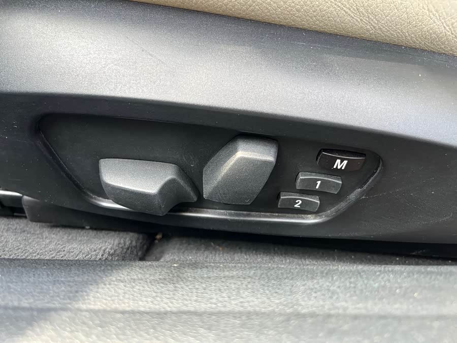 BMW 3 Series (Imported) 2009 car image #10