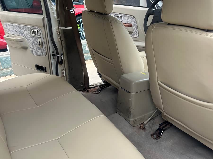 日产 日产ZN厢式车 2011 汽车图片 #10