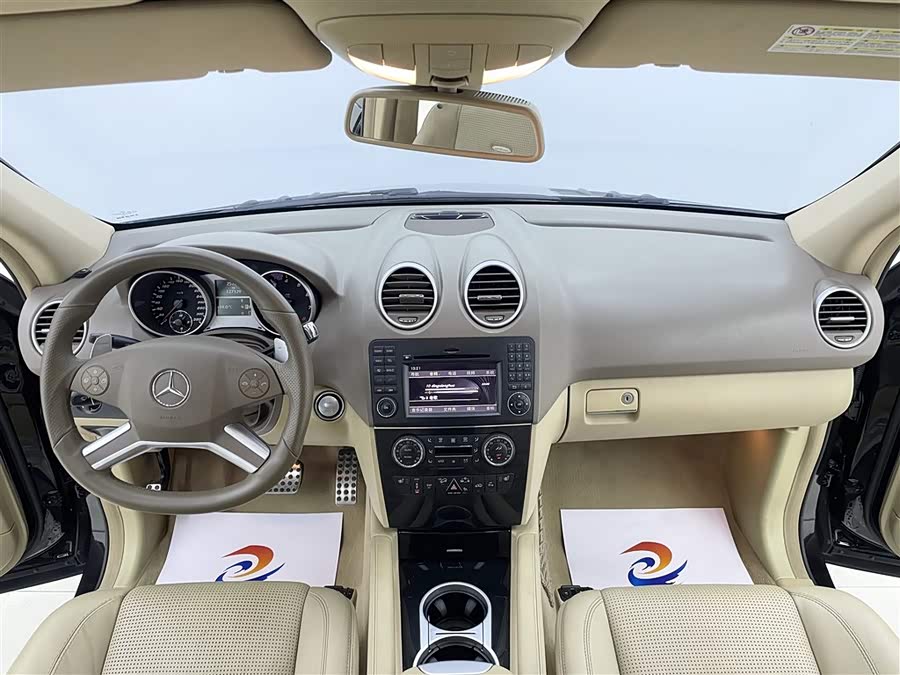 Mercedes-Benz M AMG 2010 #10 Mercedes-Benz M AMG 2010 image de voiture #10