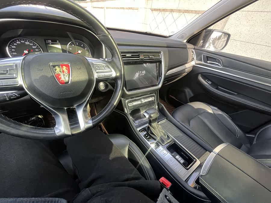 Roewe RX8 2019 image de voiture #10