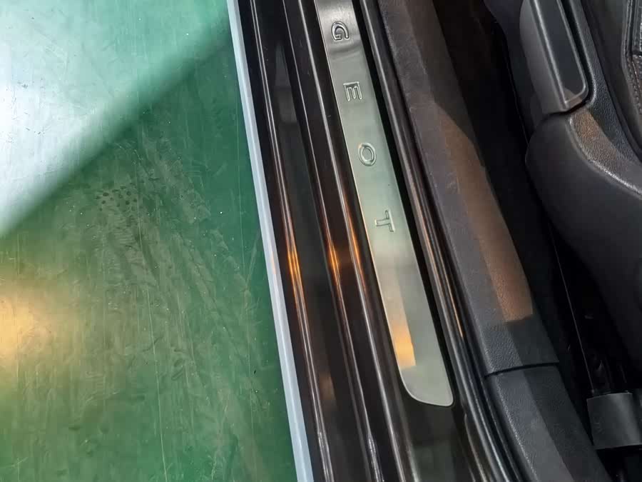 标致 标致308(进口) 2011 汽车图片 #10