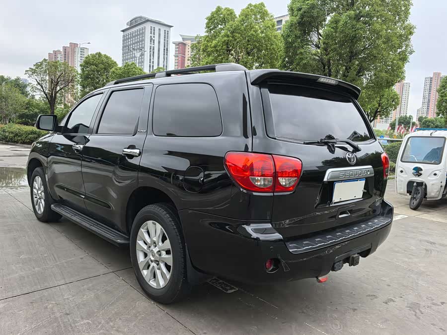 Toyota Sequoia 2013 #10 Toyota Sequoia 2013 immagine di auto #10