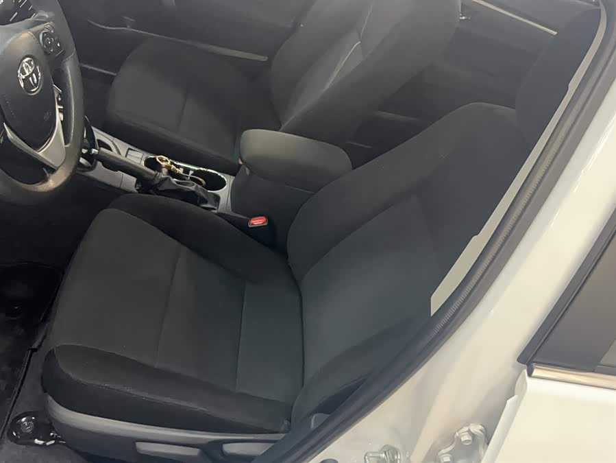 Toyota Corolla Hybird E+ 2020 immagine di auto #10