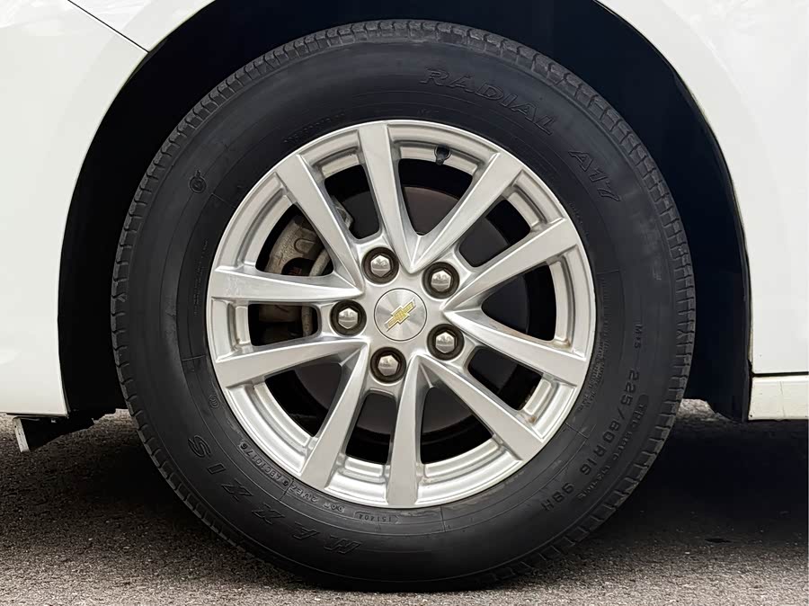 Chevrolet Malibu 2017 #10 Chevrolet Malibu 2017 car image #10