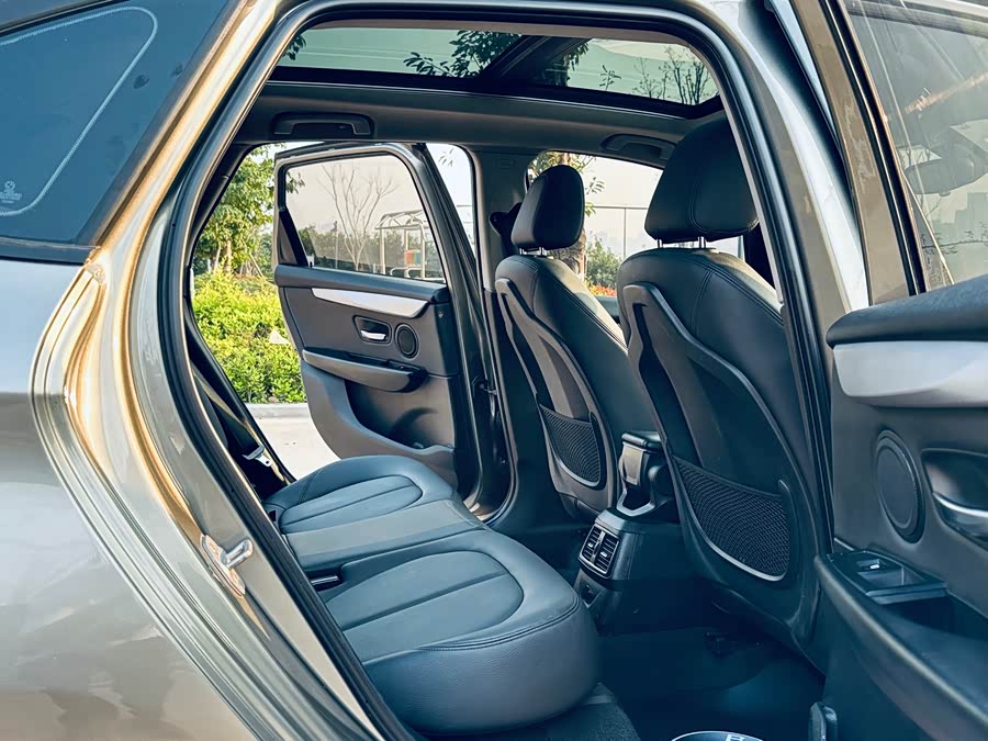 BMW 2 Series Tourer (Imported) 2015 car image #10