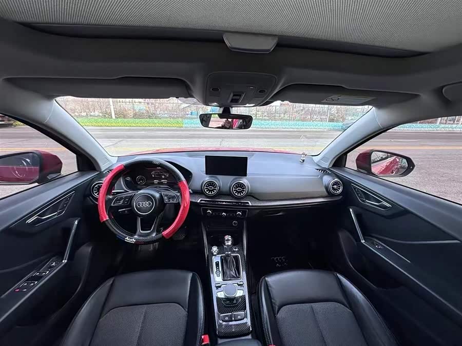 Audi Q2L e-tron 2019 #10 Audi Q2L e-tron 2019 imagen de coche #10