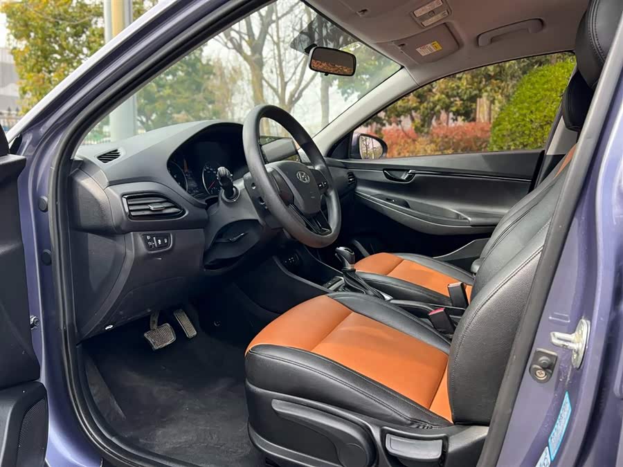 Hyundai Mistra 2016 car image #10