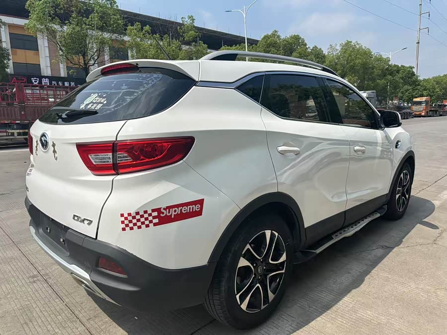 Soueast DX7 2017 car image #10