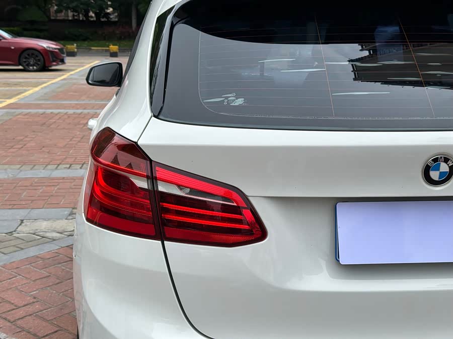 BMW 2 Series Tourer (Imported) 2015 #10 BMW 2 Series Tourer (Imported) 2015 car image #10