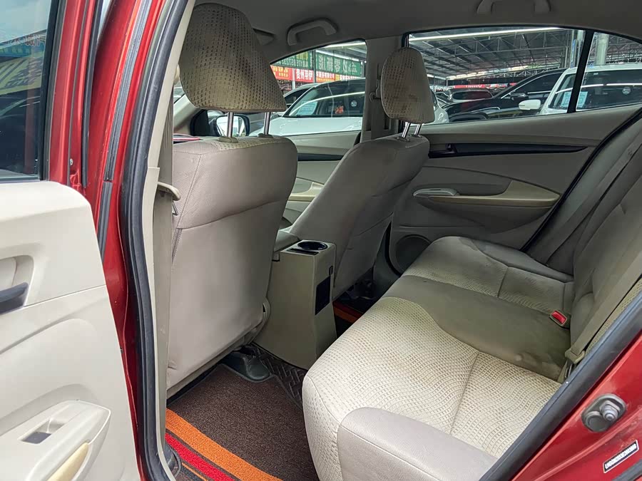 Honda City Classic 2015 car image #10