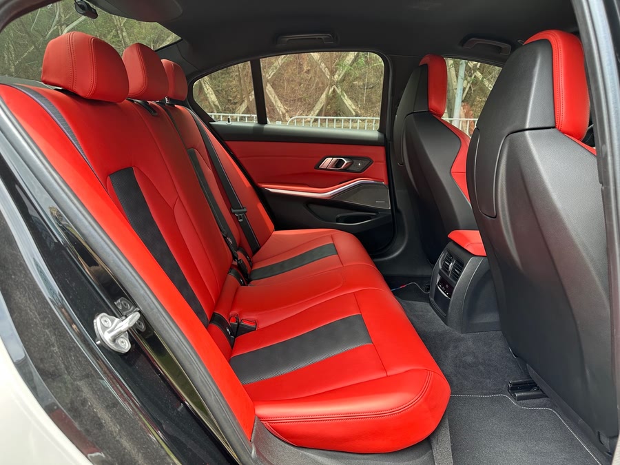 BMW M3 2022 immagine di auto #10