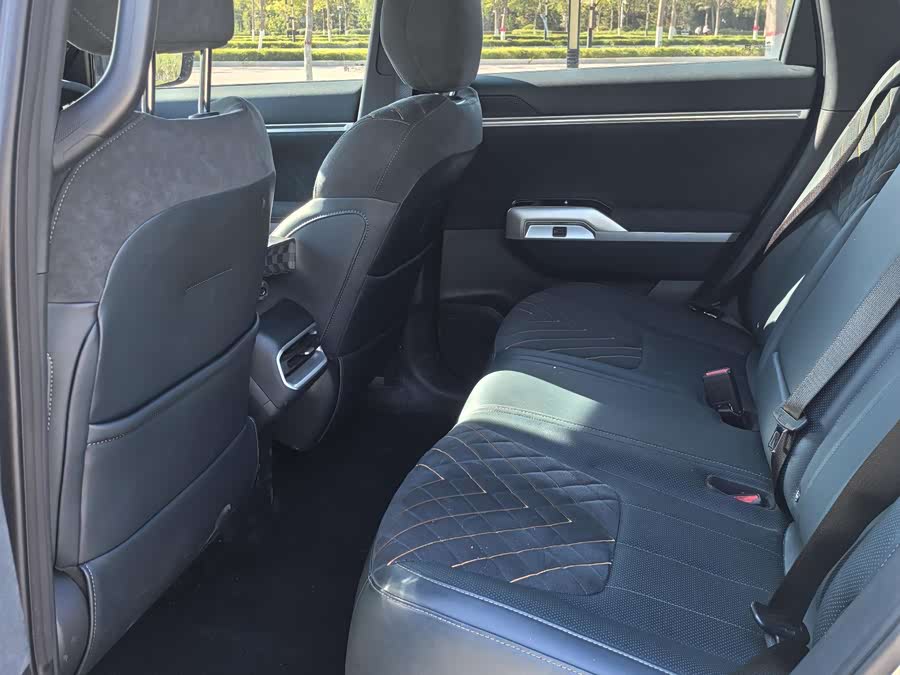 Deepal G318 2024 car image #10