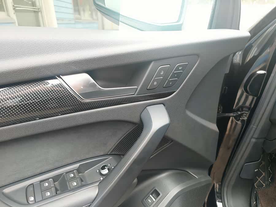 Audi SQ5 2023 immagine di auto #10