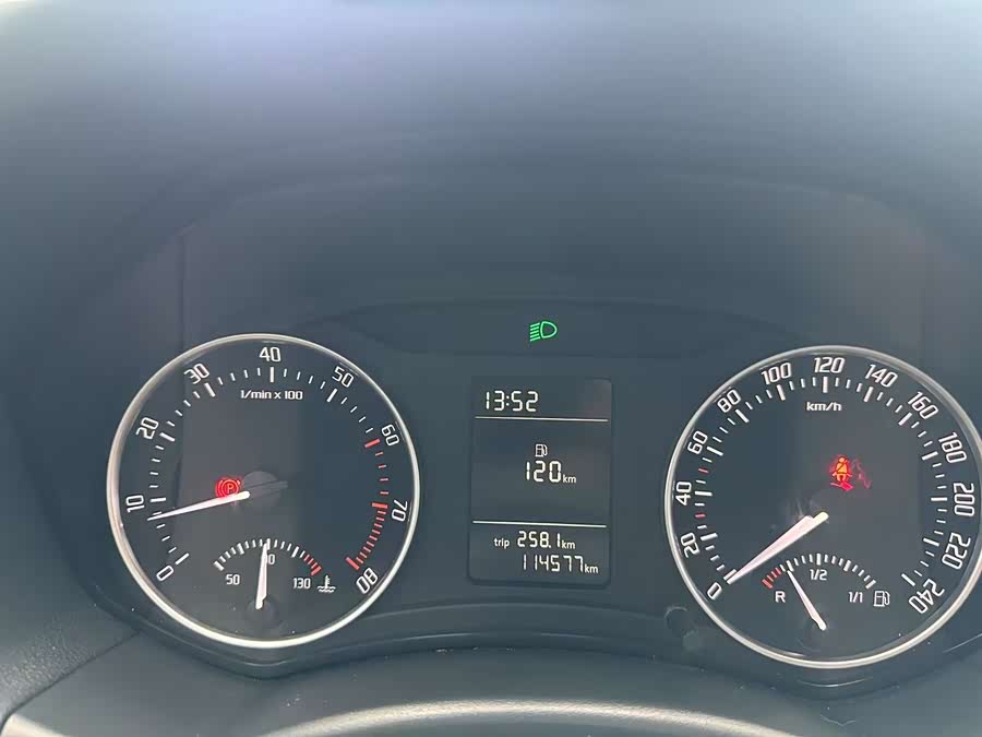 斯柯达 明锐 2013 汽车图片 #10