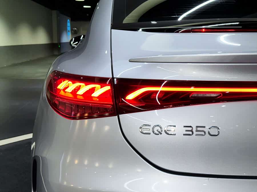 Mercedes-Benz EQE Class 2023 #10 Mercedes-Benz EQE Class 2023 immagine di auto #10