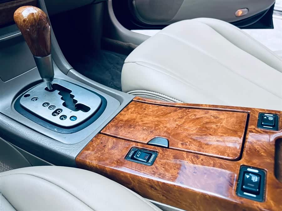 日产 风度 2004 汽车图片 #10