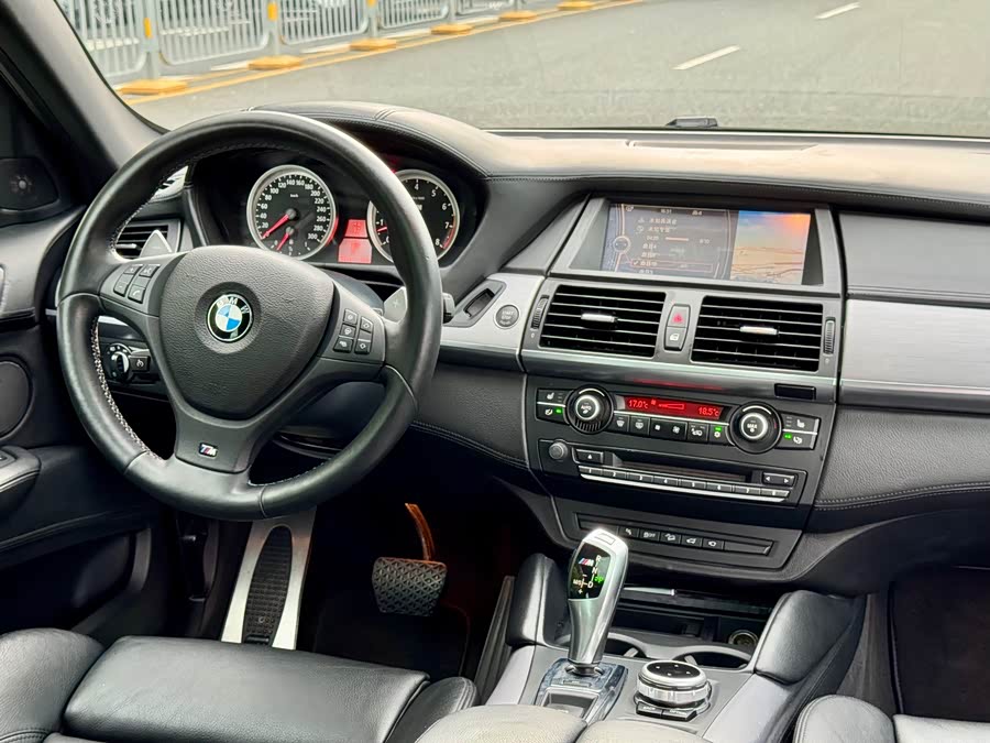 BMW X6 M 2013 #10 BMW X6 M 2013 car image #10