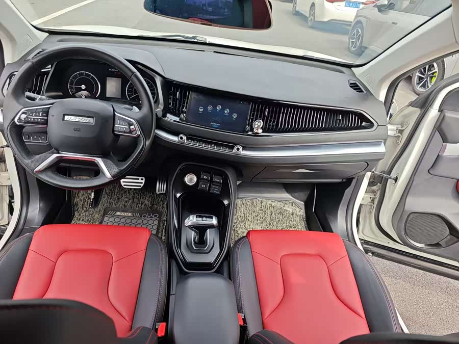 Haval H2s 2017 #10 Haval H2s 2017 car image #10