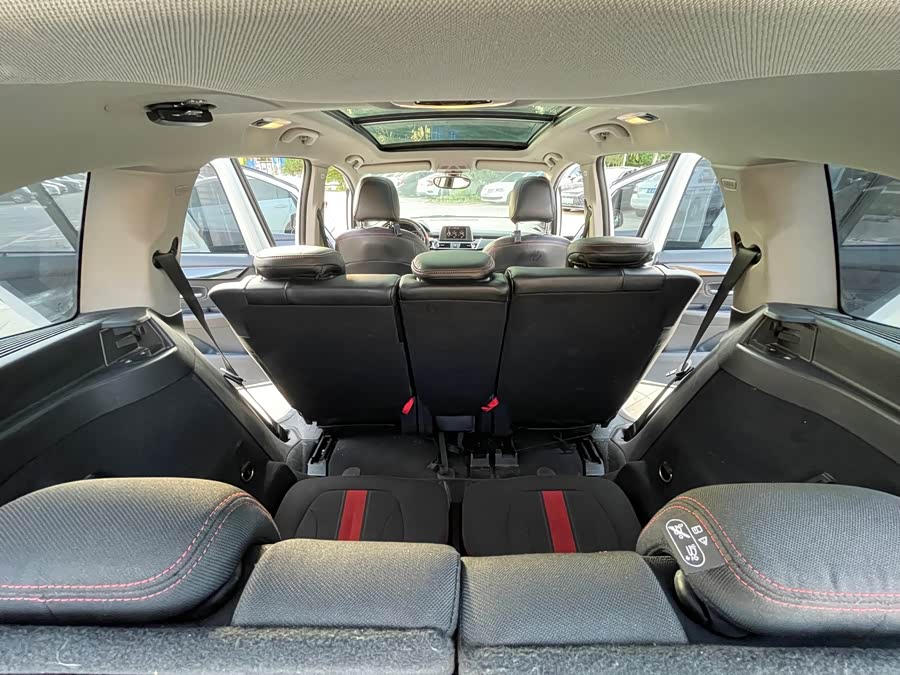 BMW 2 Series Gran Tourer 2015 #10 BMW 2 Series Gran Tourer 2015 صورة سيارة #10