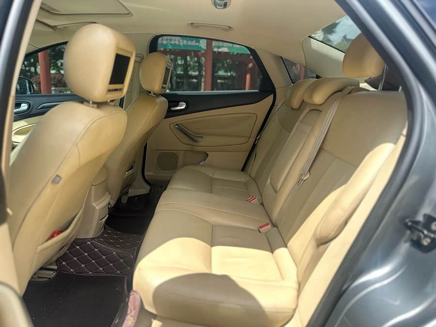 Ford Mondeo-Zhisheng 2010 car image #10