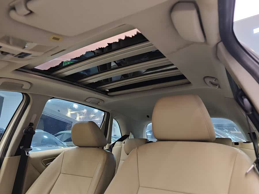 Mercedes-Benz B Class 2010 #10 Mercedes-Benz B Class 2010 car image #10