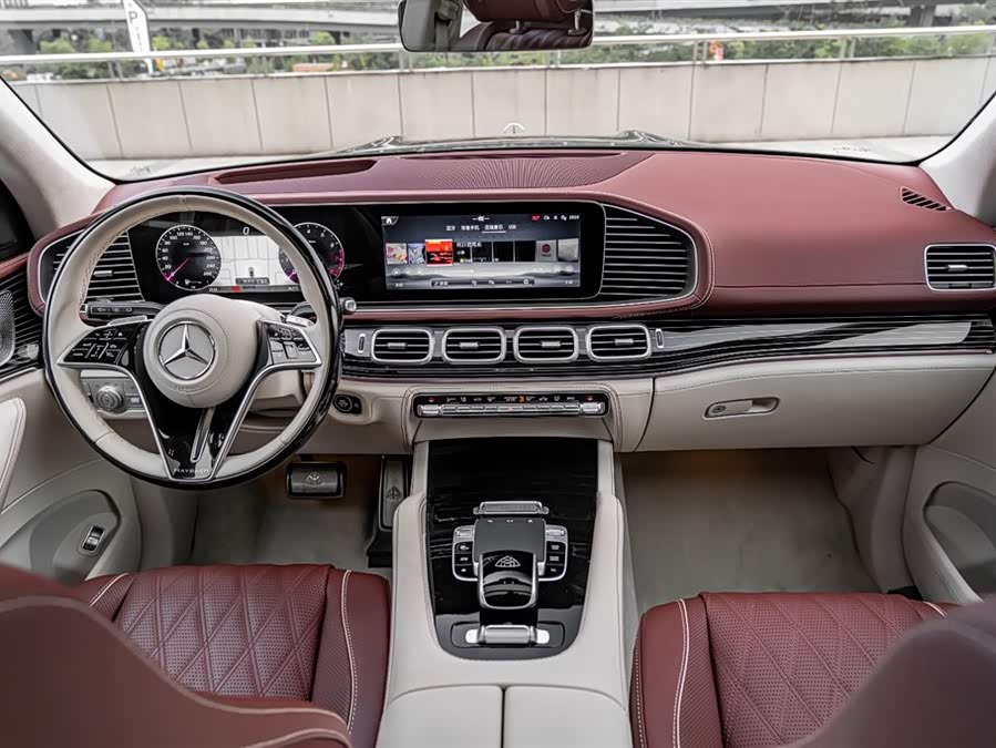 Mercedes-Benz Maybach GLS 2024 car image #10
