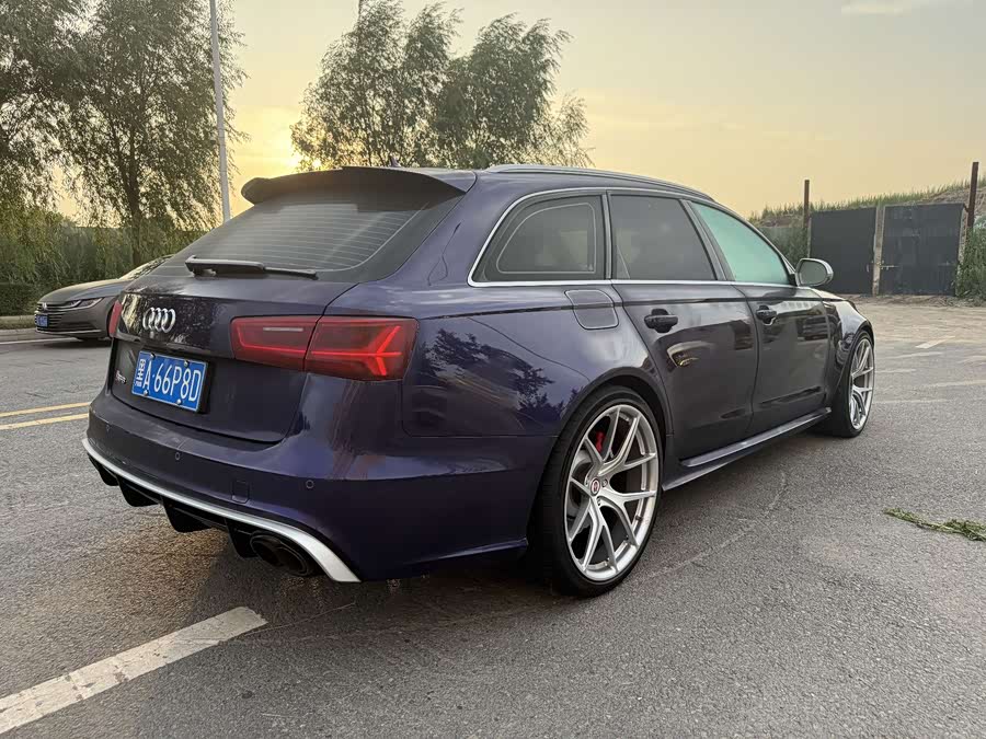 Audi RS 6 2018 صورة سيارة #10