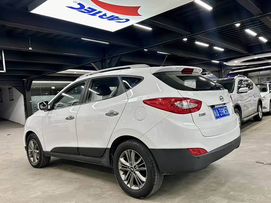 Hyundai ix35 2016 imagem de carro #10