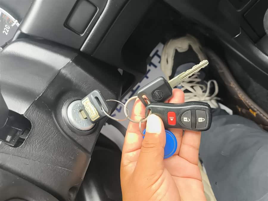 日产 日产帕拉丁 2016 汽车图片 #10