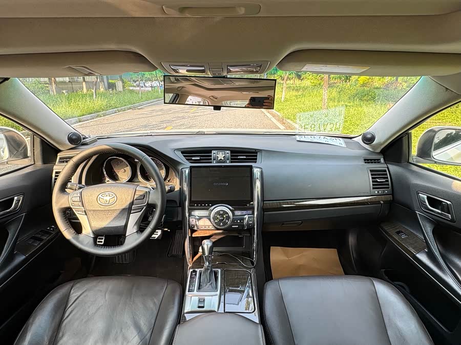 Toyota Reiz 2014 immagine di auto #10