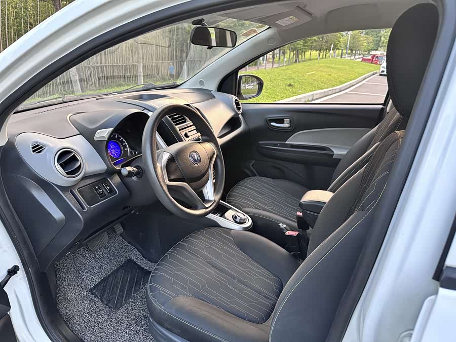 Changan BenBen EV 2021 car image #10