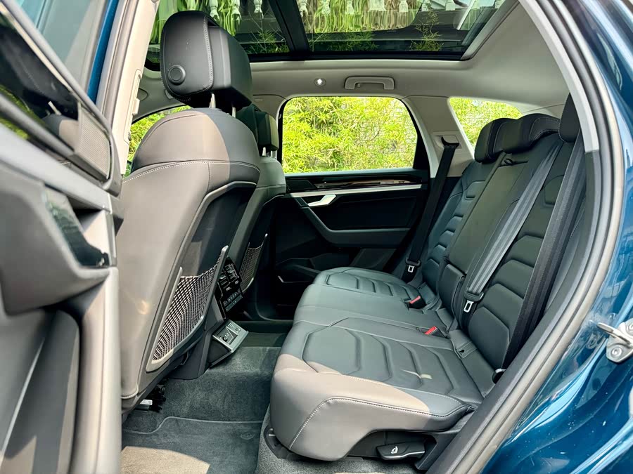 Volkswagen Touareg New Energy 2021 car image #10