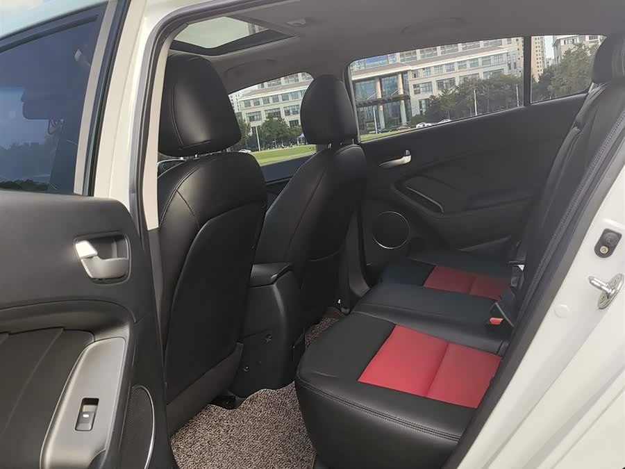 Kia Forte Koup 2015 imagen de coche #10