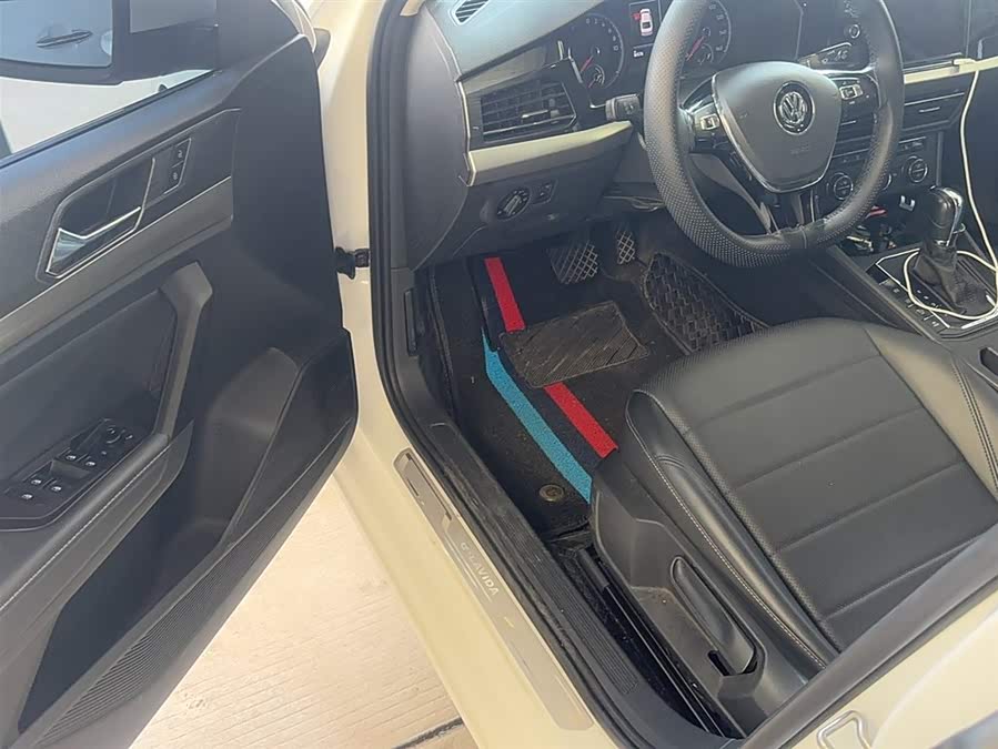 Volkswagen Lavida Pure Electric 2020 #10 Volkswagen Lavida Pure Electric 2020 car image #10