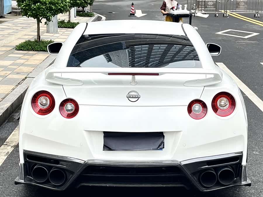 日产 日产GT-R 2012 汽车图片 #10