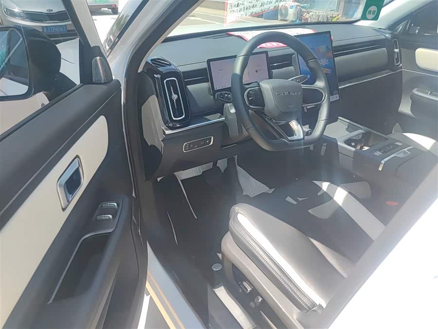 Chery Exploration 06 C-DM 2024 car image #10