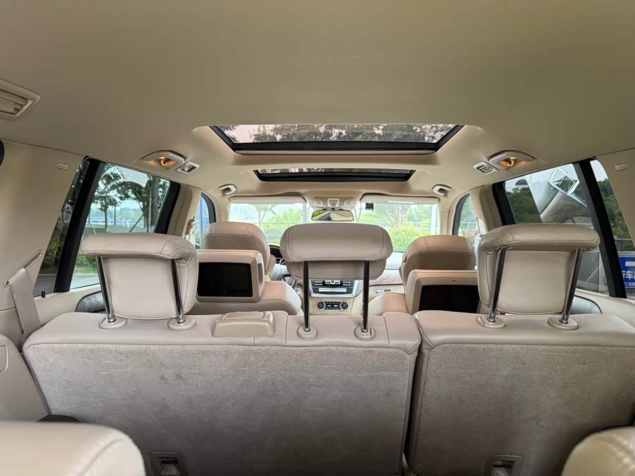 Mercedes-Benz GL Class 2015 #10 Mercedes-Benz GL Class 2015 car image #10