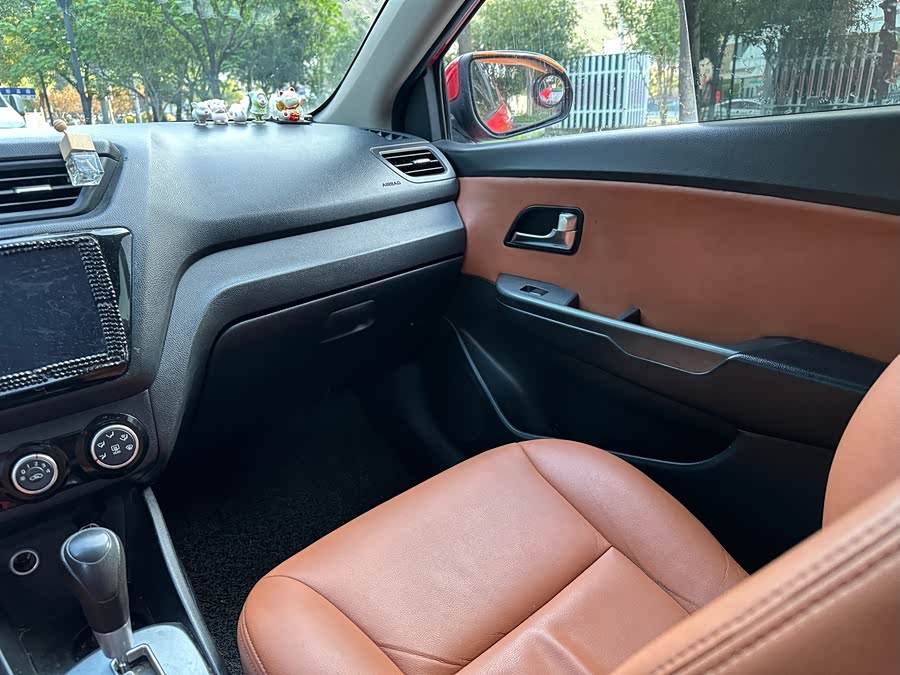 起亚 起亚K2 2015 汽车图片 #10