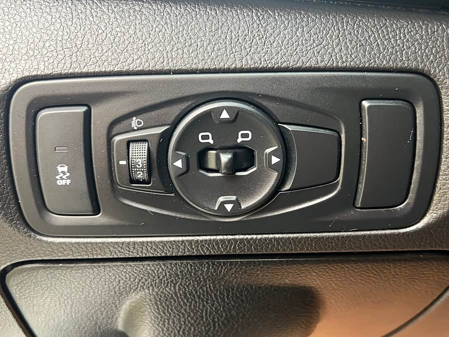 Jetour X90 2019 car image #10