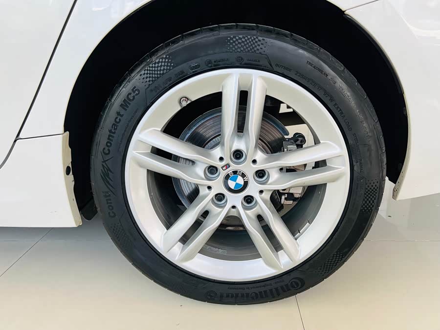 BMW 1 Series 2023 #10 BMW 1 Series 2023 car image #10