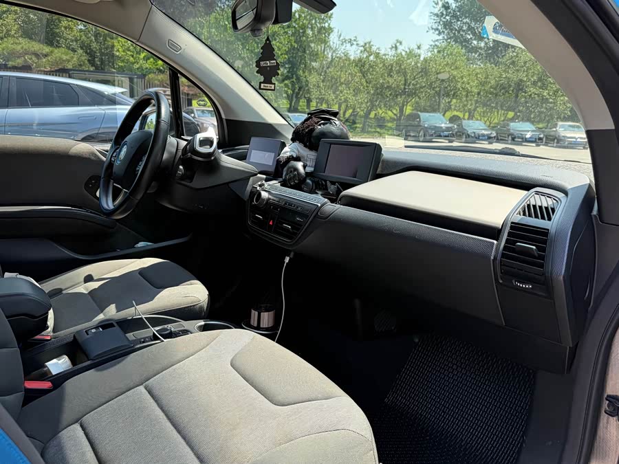 BMW i3 (Imported) 2017 #10 BMW i3 (Imported) 2017 car image #10