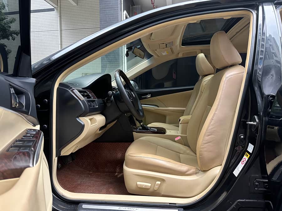 Toyota Camry 2017 car image #10