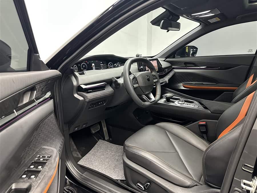 Changan UNI-V 2023 car image #10