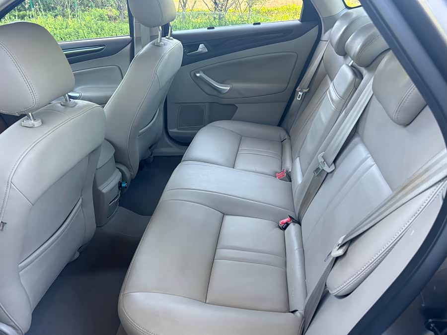 Ford Mondeo-Zhisheng 2012 image de voiture #10