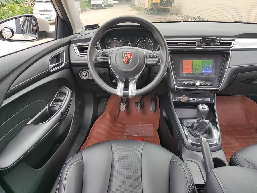 Roewe i5 2018 car image #10